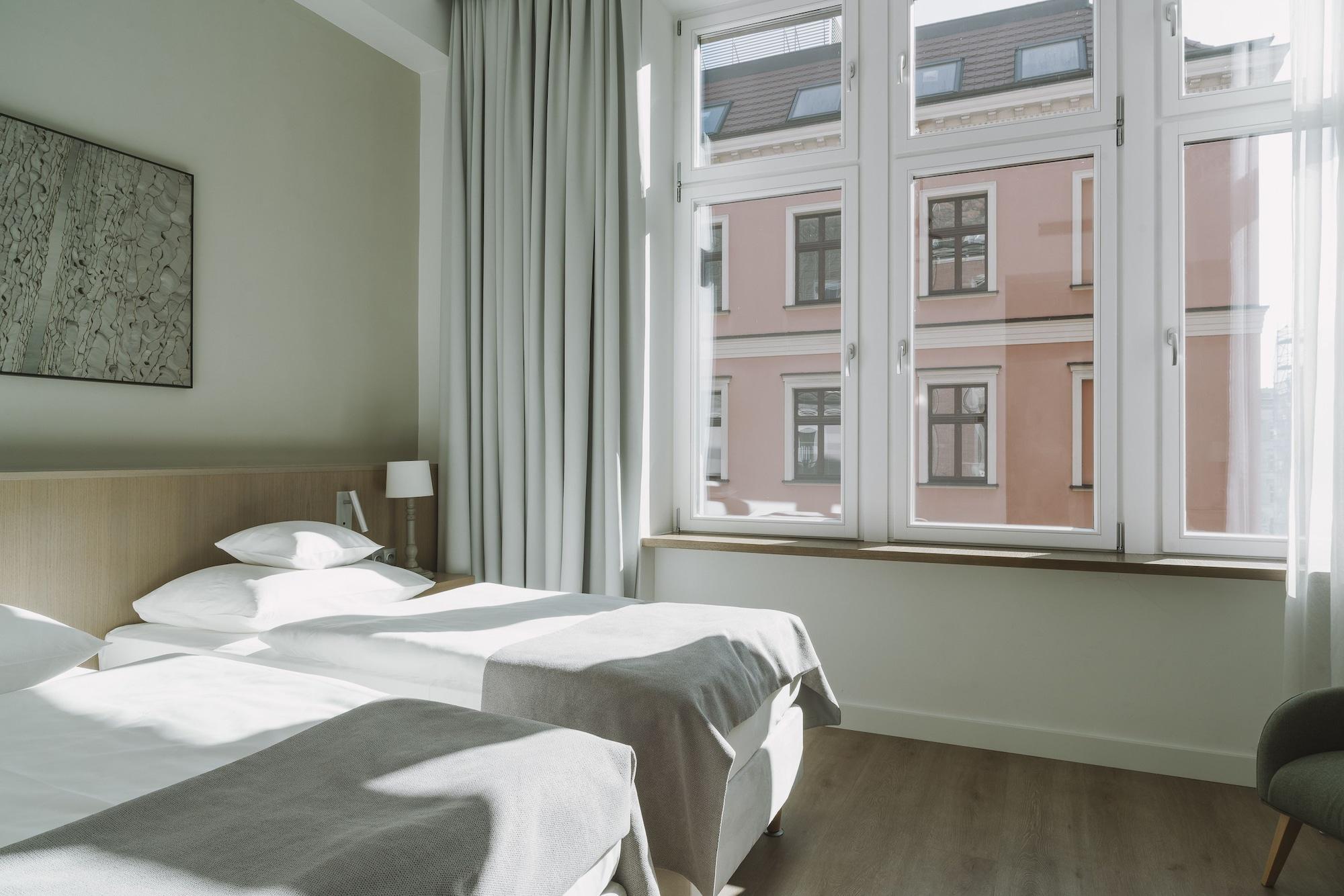 Hotel Art 4*